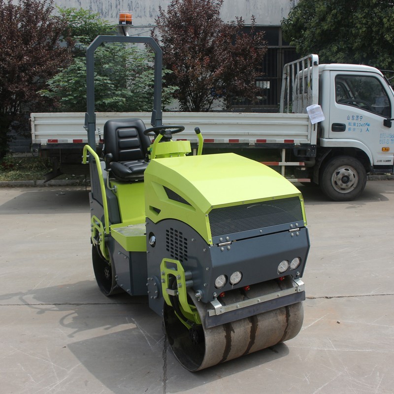 振動異常的小型壓路機，大概率是振動軸承出現(xiàn)了問題