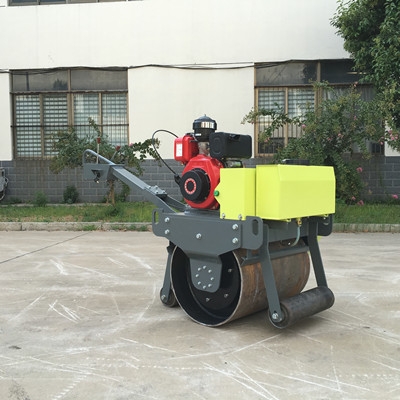 小型單鋼輪壓路機適用范圍及優勢特點